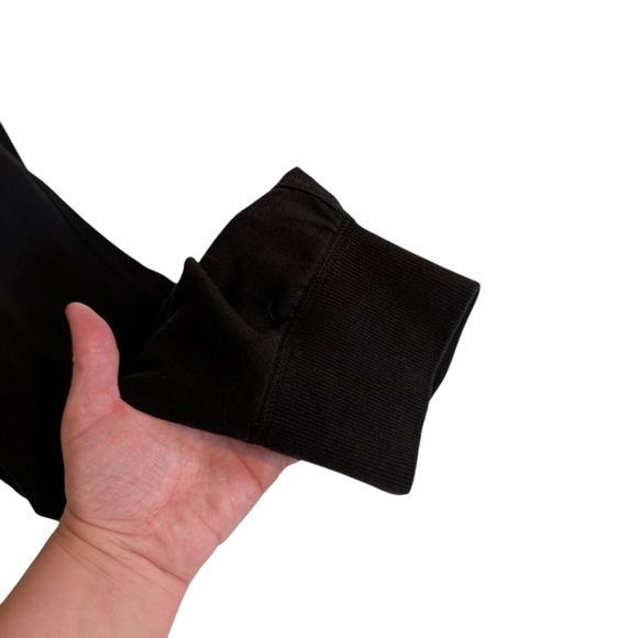 Aritzia Community Cebu Pant Black Cargo Cotton Jogger Pockets Women's size Small - Picture 7 of 12